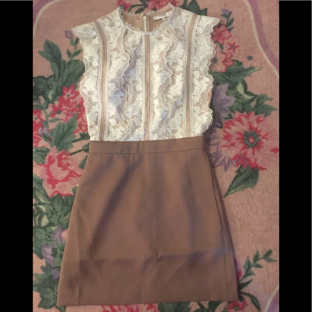 Reiss lace dress!🎈🎊